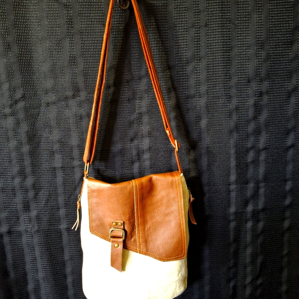 Vintage Addiction Jute Bag
